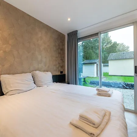 In Zevenhuizen With Roofed Swim Pool 3* Zevenhuizen (Zuidplas)