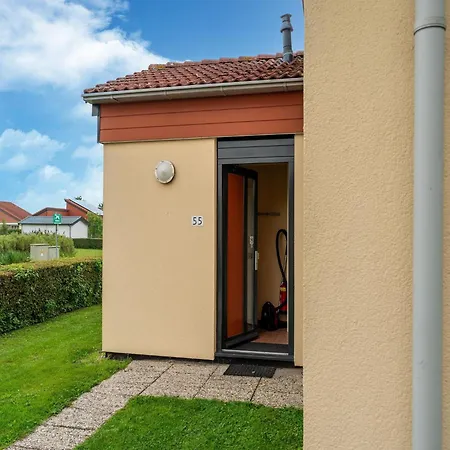 ホテル In Zevenhuizen With Roofed Swim Pool Zevenhuizen (Zuidplas)